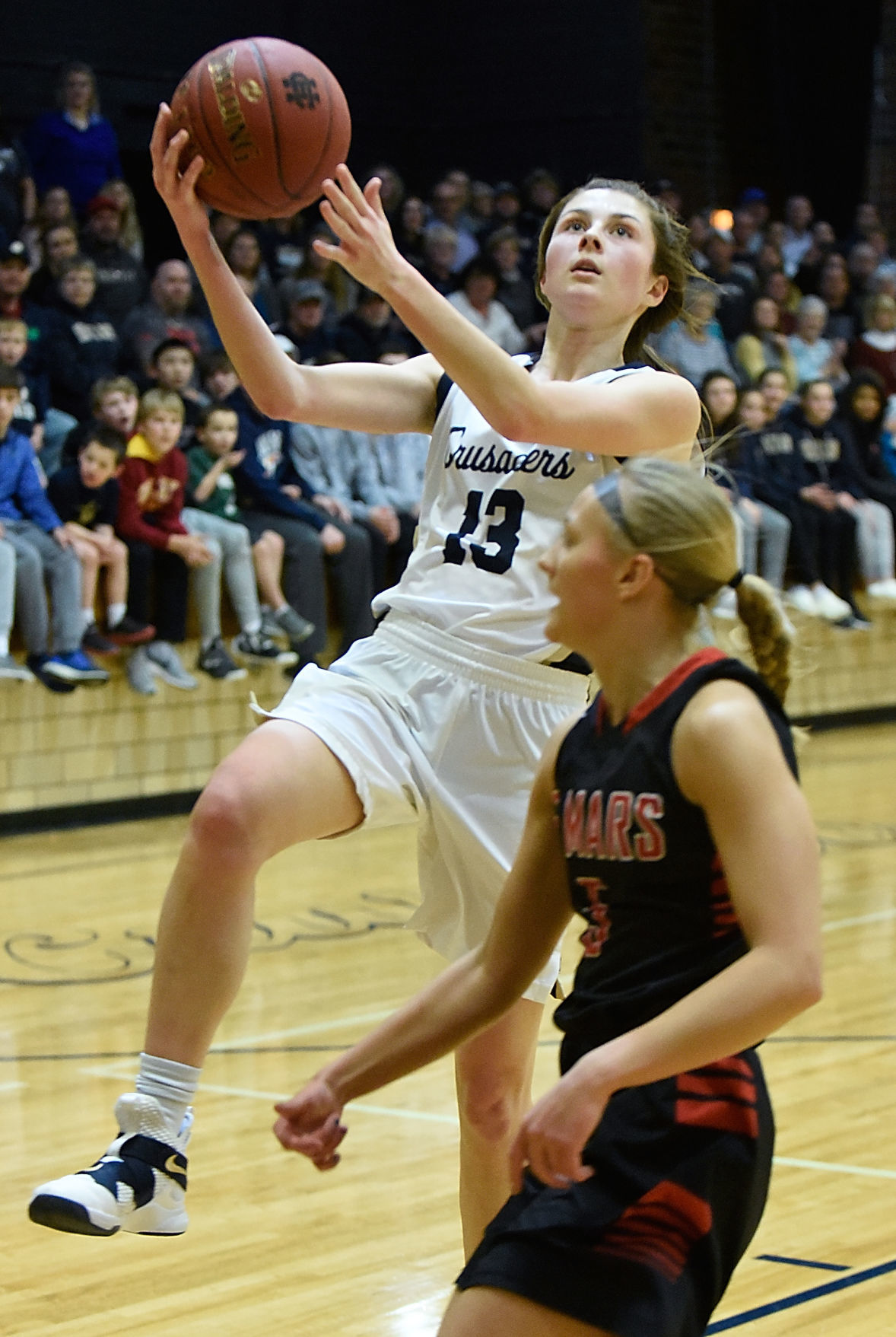 Basketball Le Mars vs. Bishop Heelan
